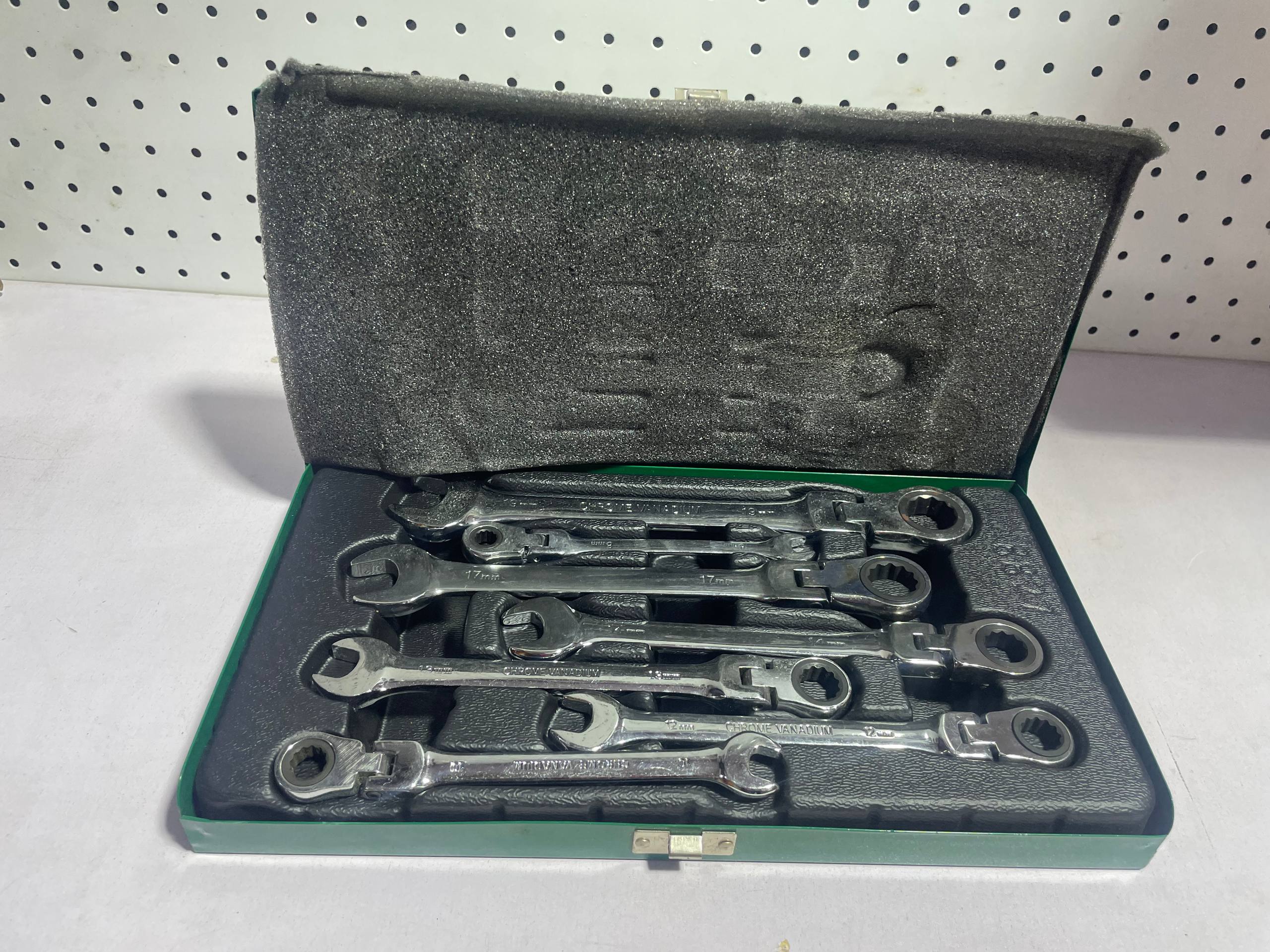 JIER TOOLS 8827 8MM-19MM 7PCS COMBINATION SPANNER (RATCHET) SET - METRIC