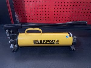 ENERPAC P80 700BAR/10000PSI HYDRAULIC HAND PUMP
