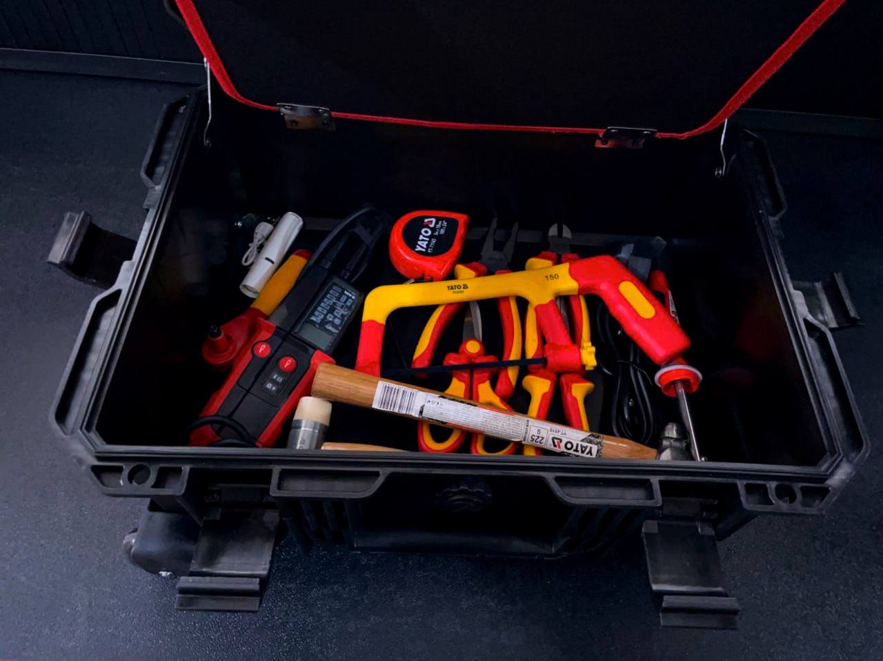 YATO 56PC CUSTOM-BUILT MINI ELECTRICAL TOOLS KIT - Image 6